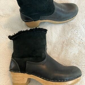 No. 6 Black Leather Shearling Clog boots